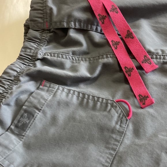 MED COUNTURE  SCRUB PANTS - Picture 5 of 6